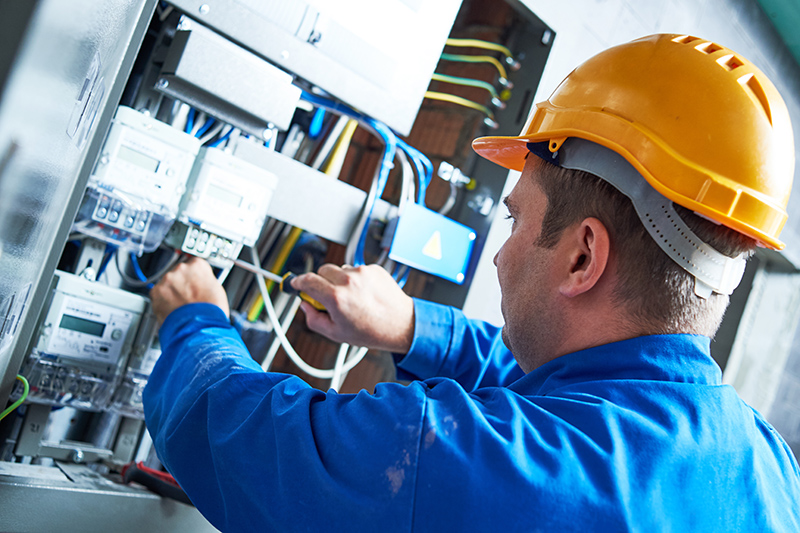 Become An Electrician in Bradford West Yorkshire